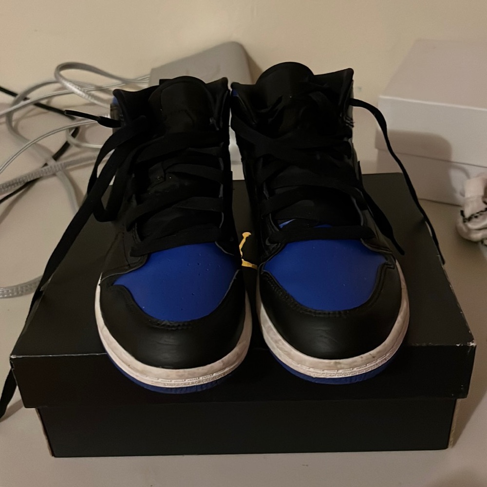 Kids Jordan one sneakers black and blue rare hard to find size 3